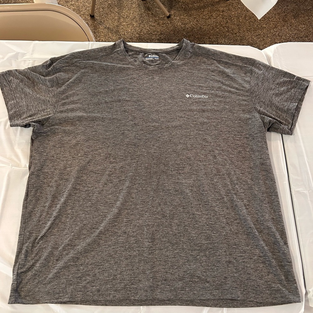 Columbia onmi-wick t-shirt mens Dark Gray XXL 2XL